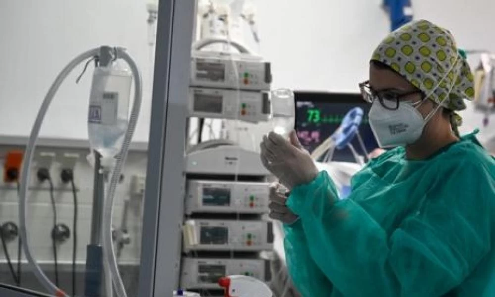 Bόμβα Σαρηγιάννη: "Θα φτάσουμε και τα 35.000 κρούσματα τη μέρα"